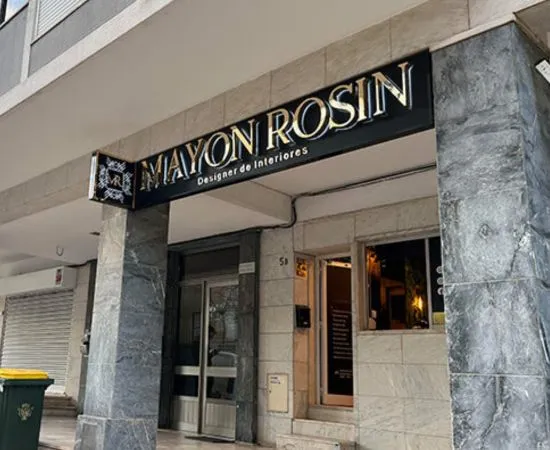 Letras em acrílico dourado espelhado