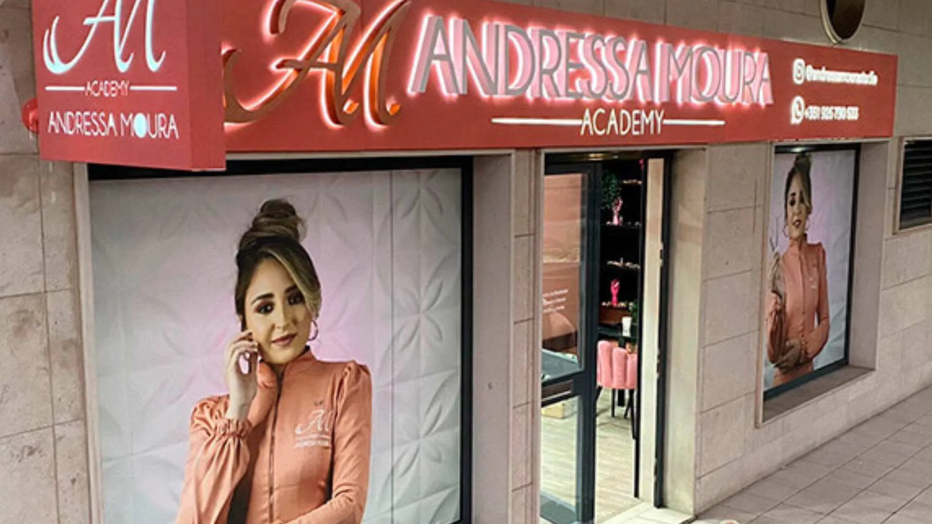 Decoração de montras e fachadas